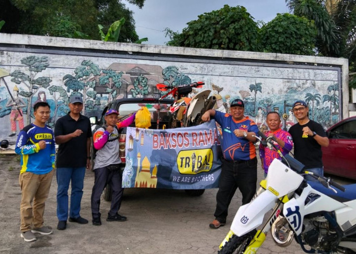 Gelar Baksos, TRIBAL Salurkan Bantuan ke Mushola, Pesantren, hingga Keluarga Korban Banjir