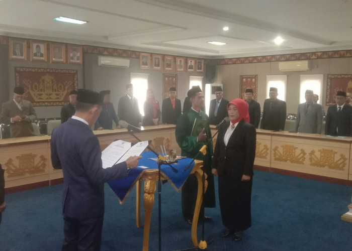 Wakil Bupati Romli Resmi Lantik Dina Prawitarini sebagai Pj Sekda Lampung Utara