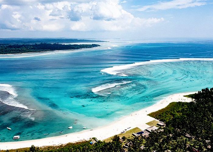 4 Destinasi Wisata Kepulauan Mentawai yang Mempesona 