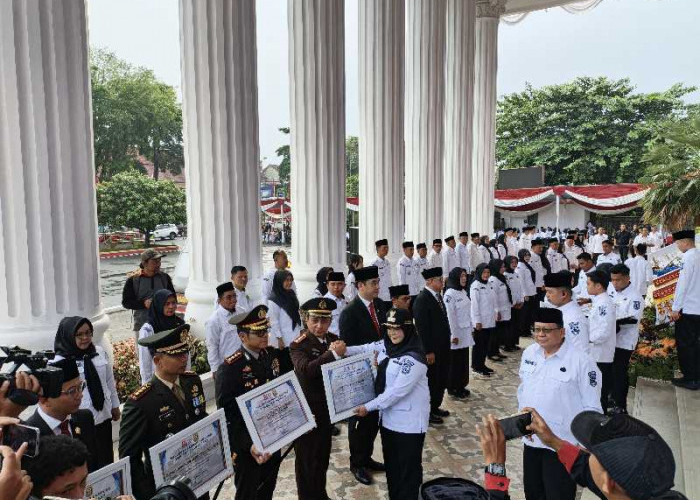 Bunda Eva Ajak Masyarakat Isi Kemerdekaan dengan Kontribusi dan Pembangunan