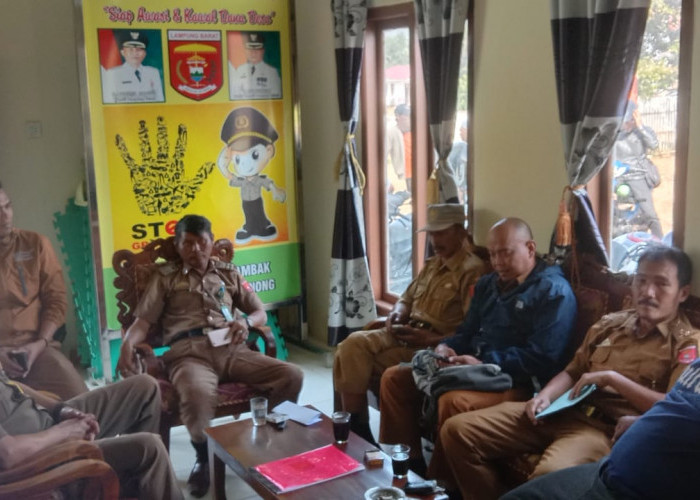 Disbunnak Lampung Barat Kunjungi Pekon Padang Tambak, Jembatani Usulan Kelompok Tani