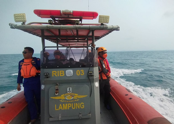 8 Orang Termasuk 5 Jurnalis Hilang di Selat Sunda, Operasi SAR Terus Berlanjut