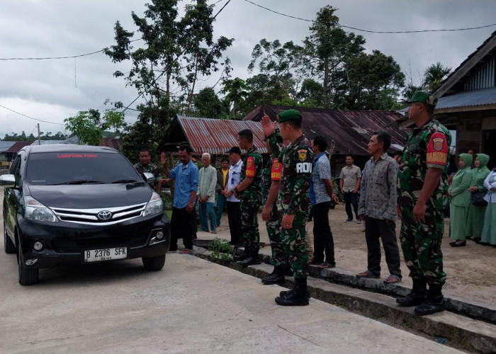 Dandim 0422/LB Lepas Keberangkatan Warga Penderita Kanker Mulut Berobat ke RSPAD