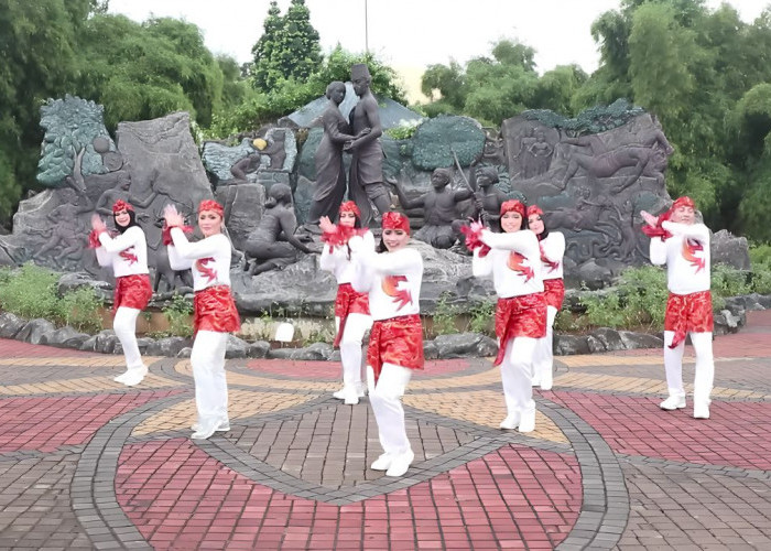 Tari Poco-poco: Tarian Rakyat Penuh Semangat dari Maluku