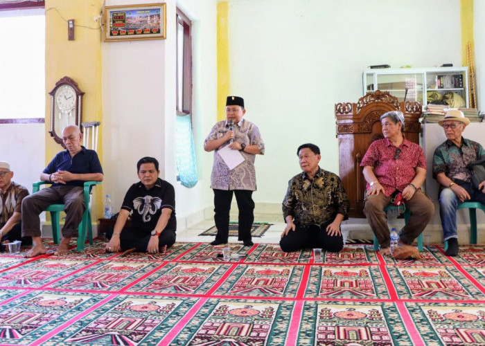Wabup Pesbar Hadiri Anjau Silau Keluarga Kartadilaga dan Resmikan Masjid Jami’ At-Tanwir
