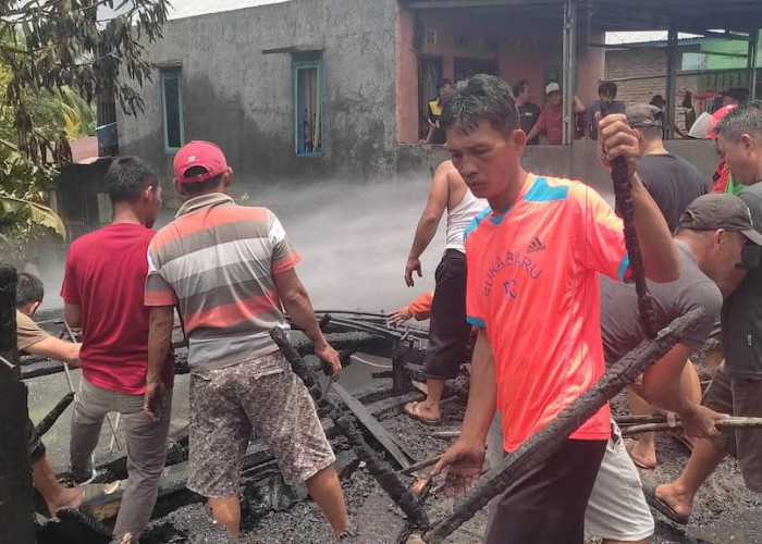 Gudang di Way Krui Ludes Terbakar, Korsleting Listrik Diduga Jadi Pemicu