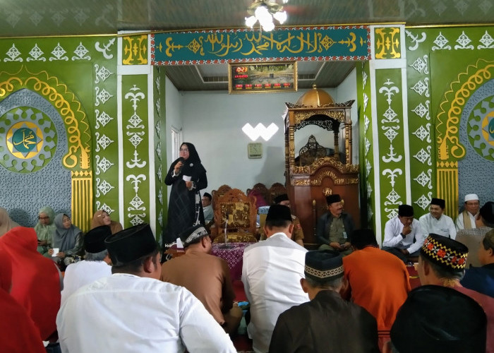 Ratusan Jemaah MTBM Al-Islamiyyah Hadiri Pengajian Akbar di Bakhu 