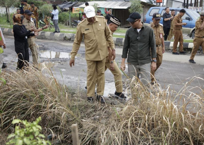 Gubernur Mirza Tinjau Perbaikan Jalan di Metro dan Lampung Tengah,Target Tuntas Sebelum Lebaran