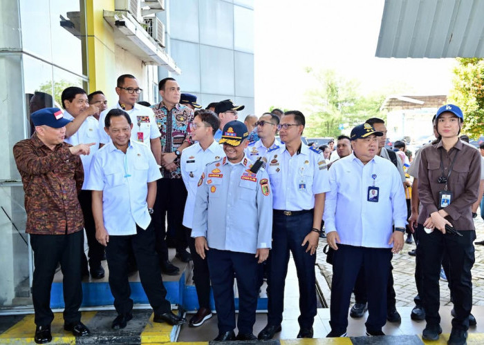 Bupati Egi Dampingi Mendagri dan Menhub Tinjau Kesiapan Angkutan Lebaran 2025 di Lampung Selatan