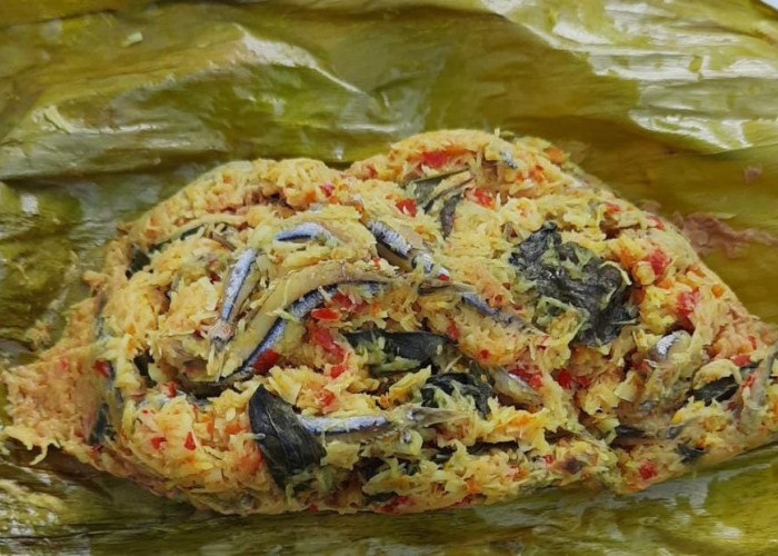 Pepes Teri Basah, Olahan Tradisional Madura yang Kaya Rasa dan Aroma