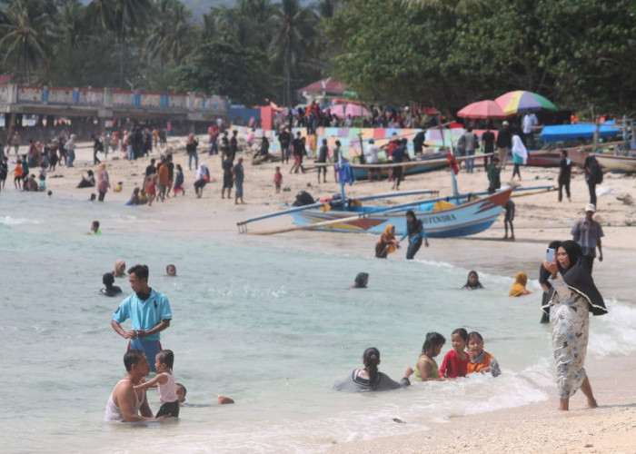 Jaga Keamanan Pengunjung, Dispar Pesbar Siapkan Penjaga Pantai