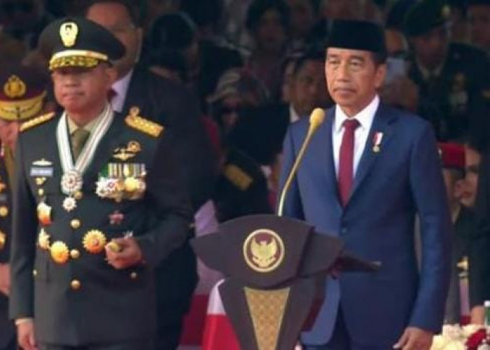 Presiden Jokowi Pimpin Upacara HUT TNI ke-79 di Monas