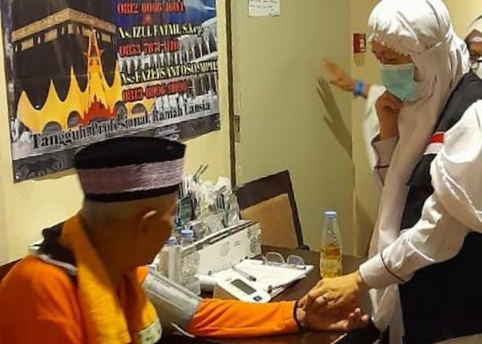 Sebagian Jemaah Haji Pesisir Barat Alami Flu dan Batuk