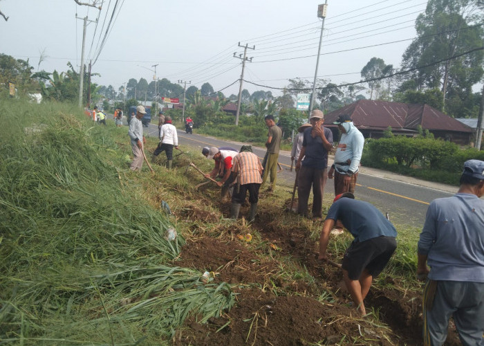BPJN Diminta Bangun Drainase di Teratas Lampung Barat