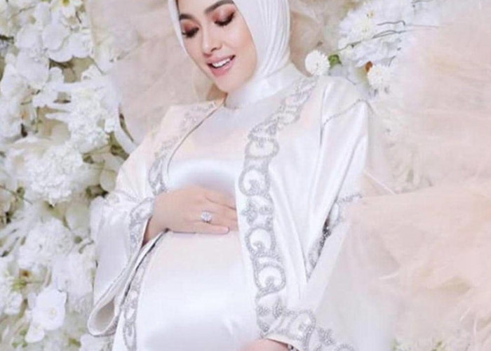 11 Artis Hamil di Usia 40 Tahun ke Atas, Perjuangan Tak Mudah Berbuah Bahagia