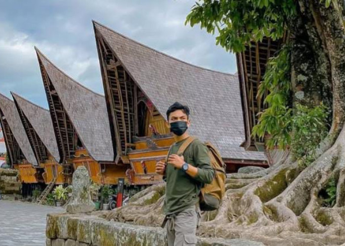 Menjelajah Kampung Adat di Tepi Danau Toba, Pesona Budaya yang Tetap Hidup