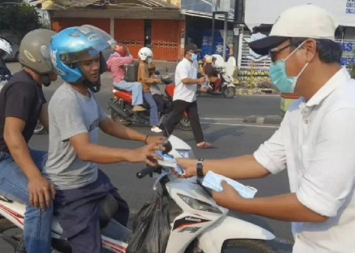 Peduli Dampak Abu Vulkanik, IJP Lampung Salurkan 3.000 Masker 