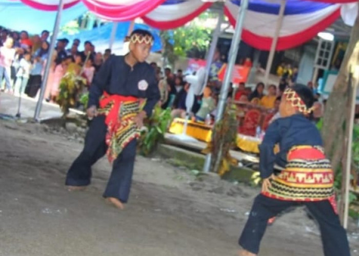 Ngawol Mincak: Jejak Hidup Budaya di Tanah Pesisir Barat Lampung