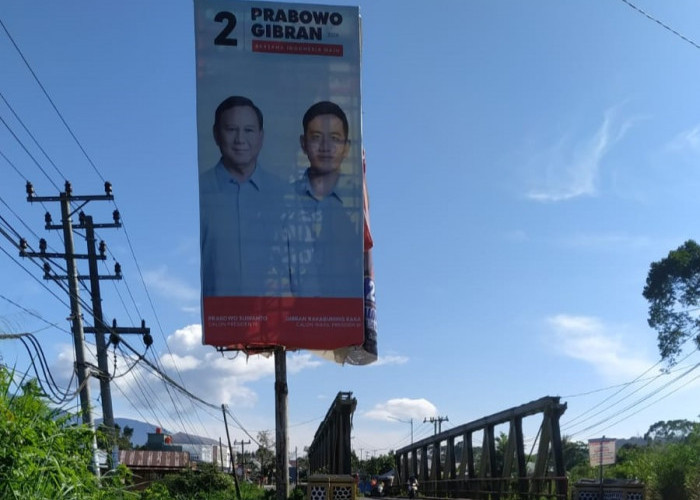 APK Prabowo-Gibran Masih Berdiri Kokoh di Lampung Barat Dimasa Tenang 
