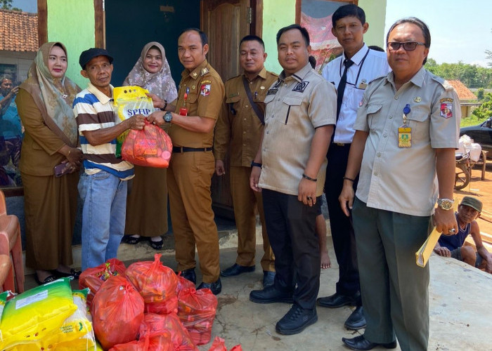 BPBD Lampung Utara Salurkan Bantuan Korban Terdampak Angin Kencang di Abung Selatan