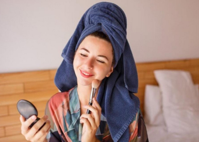Rahasia Makeup Natural Tahan Lama Saat Hari Raya, Tips Lengkap agar Wajah Tetap Fresh dari Pagi hingga Malam