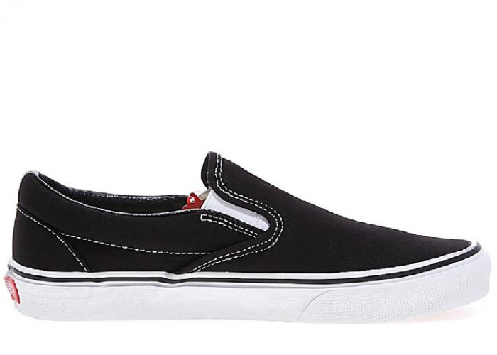 Rekomendasi Sepatu Slip On Terpopuler 2026 Lengkap dengan Harga