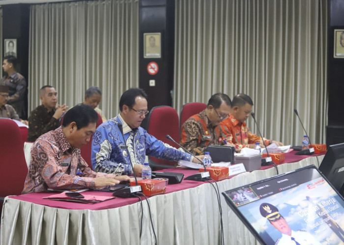 Evaluasi Triwulan IV, Pj Bupati Lampung Barat Paparkan Capaian Kinerja