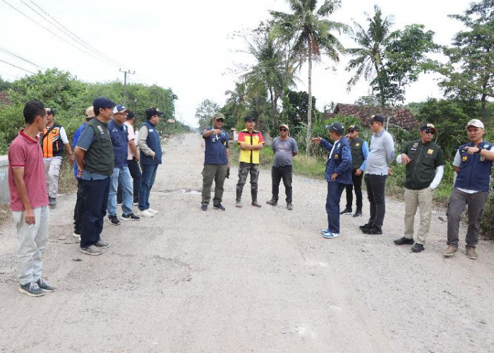 Dinas BMBK Lampung Tinjau Jalan Provinsi Tindak Lanjut  Program BERKIBAR 