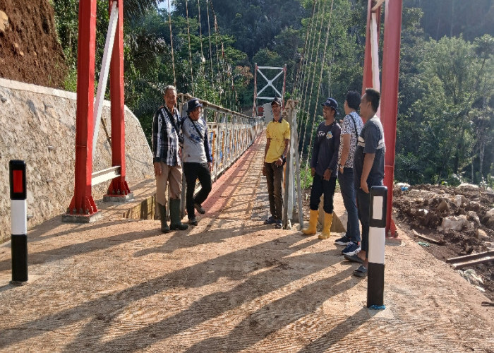 Jembatan Gantung BPJN Penghubung Desa di Lampura Mulai Dinikmati Masyarakat Sekitar
