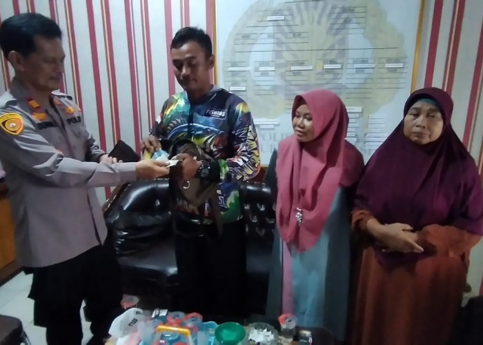 Polsek Abung Barat Kembalikan Dokumen Penting Milik Korban Perampasan di Lampung Utara