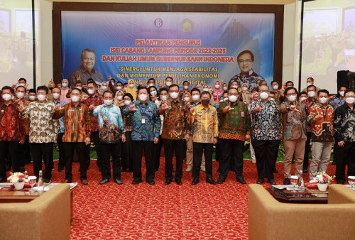 Usai Dilantik, Arinal Berharap ISEI Pacu Pertumbuhan Ekonomi dan Pembangunan Lampung