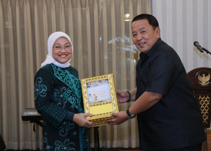 Provinsi Peduli Pekerja Migran Indonesia, Gubernur Lampung Terima Penghargaan dari Menaker RI