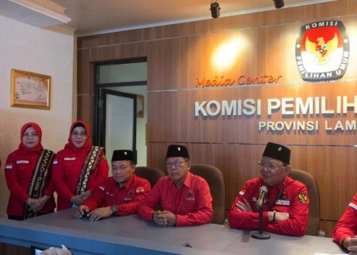 Target Hatrick Pemilu 2024, PDIP Lampung Resmi Daftakan Bacaleg Ke KPU