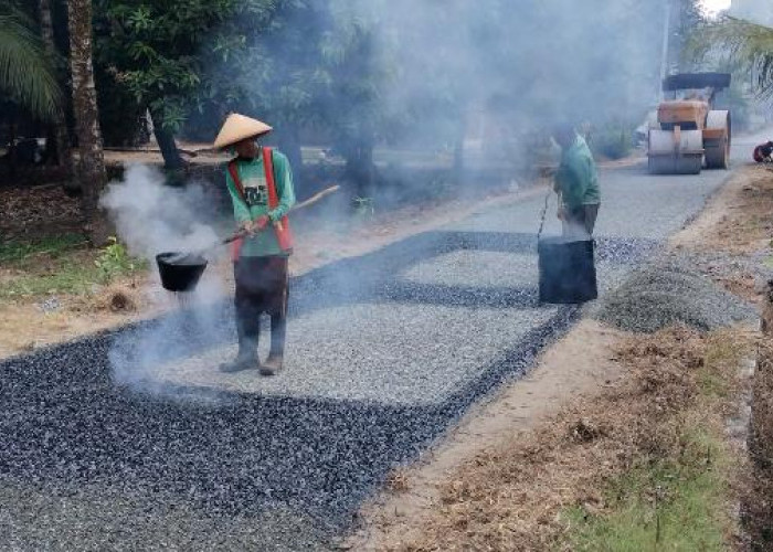 Tingkatkan Sarana dan Prasarana, Pekon Way Jambu Bangun Jalan Lapen Sepanjang 400 Meter