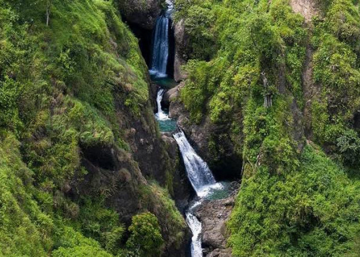 Curug Jaga Pati, Pesona Air Terjun Bertingkat di Selatan Garut