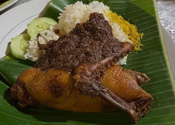 Bebek Songkem, Kuliner Tradisional Khas Madura yang Kaya Rempah