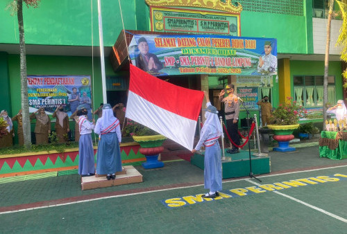 Hadir di Sekolah, Pejabat Utama dan Kapolsek Jajaran Jadi Irup Upacara Bendera