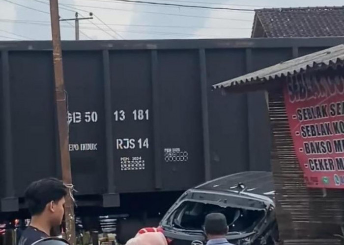 Divre IV Tanjung Karang Imbau Masyarakat Tingkatkan Disiplin Berlalu Lintas di Perlintasan Sebidang