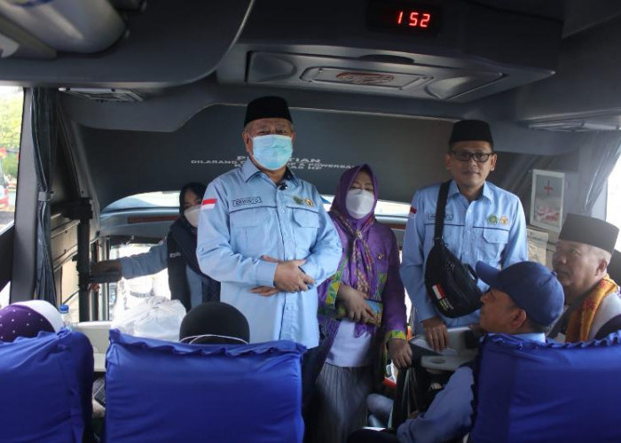 Kloter Pertama Jemaah Haji Asal Lampung Tiba di Tanah Air, Satu Dirujuk ke Rumah Sakit