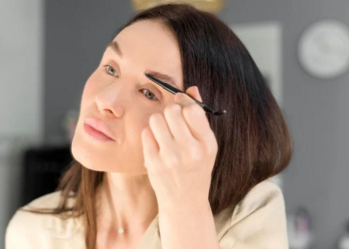 Cara Cepat dan Aman Menumbuhkan Alis agar Tampak Lebih Indah