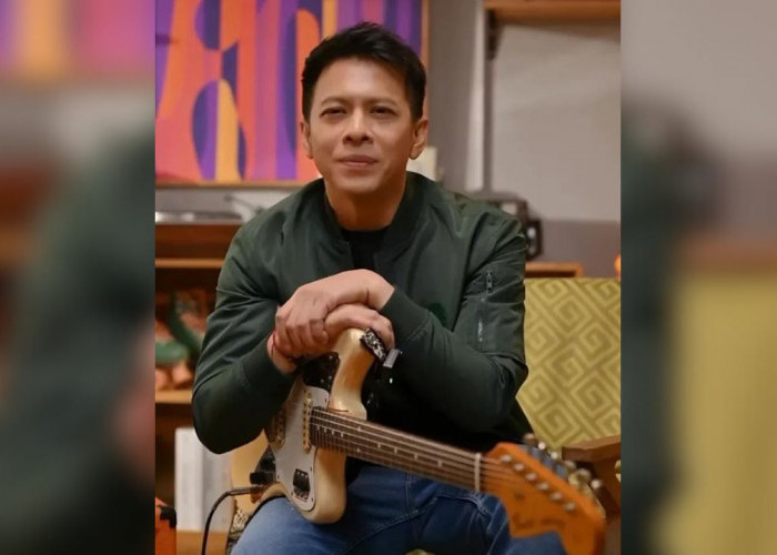 Sering Pakai Penyangga, Ariel NOAH Akui Cedera Serius di Lutut