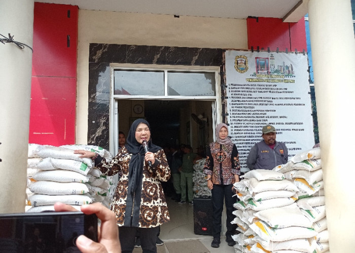 Pemkot Bandar Lampung Kirim 12 Truk Bantuan untuk Korban Banjir di Sumatera