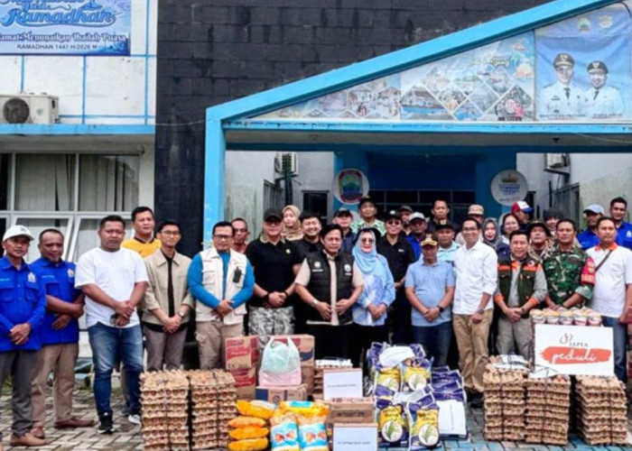 1.175 KK Korban Banjir di Lampung Selatan Terima Bantuan Sembako