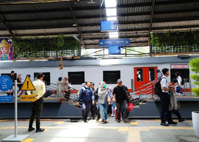 KAI Divre IV Tanjung karang Layani Hampir 30 Ribu Pelanggan Selama Long Weekend Idul Adha