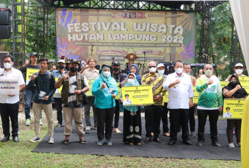 Buka Puncak Festival Wisata Hutan Lampung, Arinal : Hormati dan Jaga Hutan