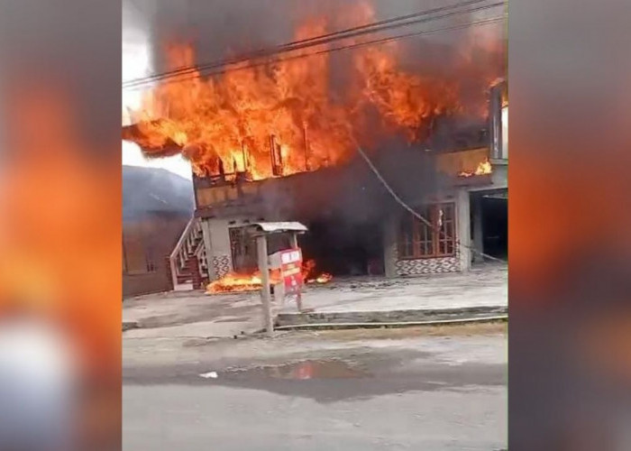 Kerugian Musibah Kebakaran di Canggu Capai Rp300 Juta, 1 Rumah Ludes, Dua Terdampak