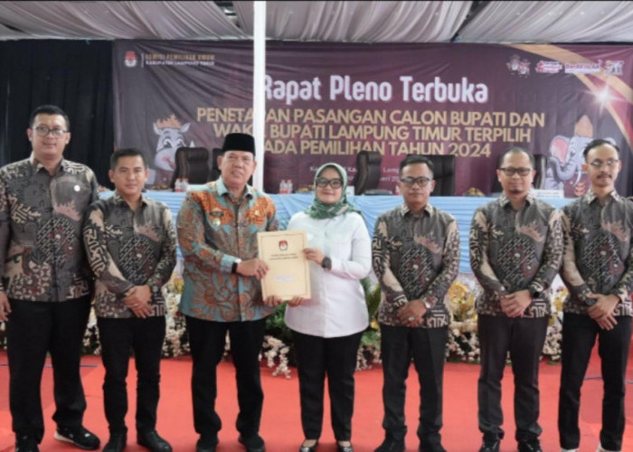 Pasangan Ela-Azwar Resmi Ditetapkan Sebagai Bupati dan Wakil Bupati Lampung Timur