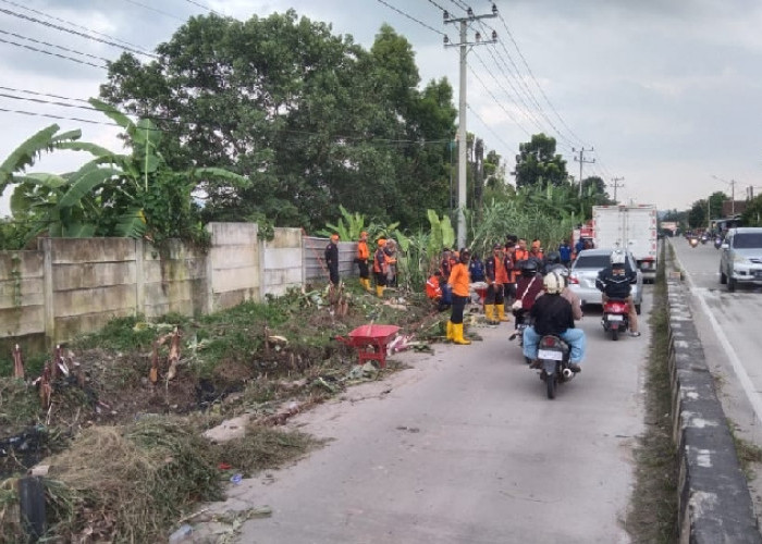Antisipasi Cuaca Ekstrem, Pemkot Bandar Lampung Bersihkan Drainase Hingga Perbatasan Lamsel