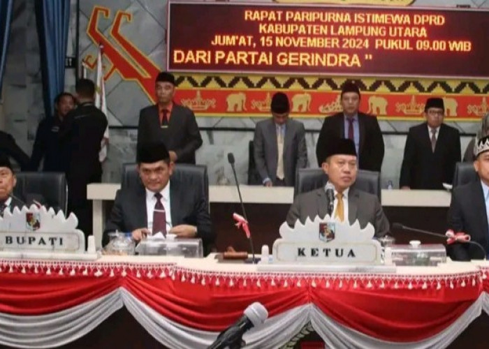 Pj Bupati Aswarodi Hadiri Pelantikan Sayuti Sebagai Anggota DPRD Lampung Utara