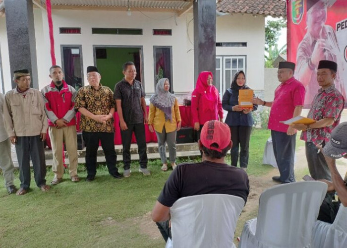 Politisi PDIP Lampung Sosperda di Pesawaran